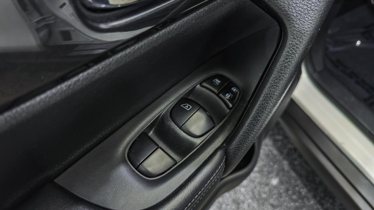 2017 Nissan Rogue SV AWD Tallmadge OH