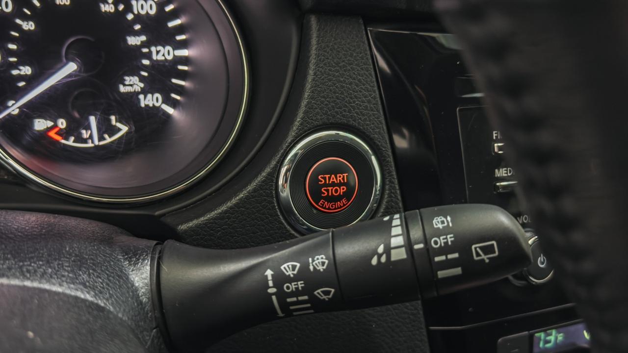 2017 Nissan Rogue SV AWD Tallmadge OH