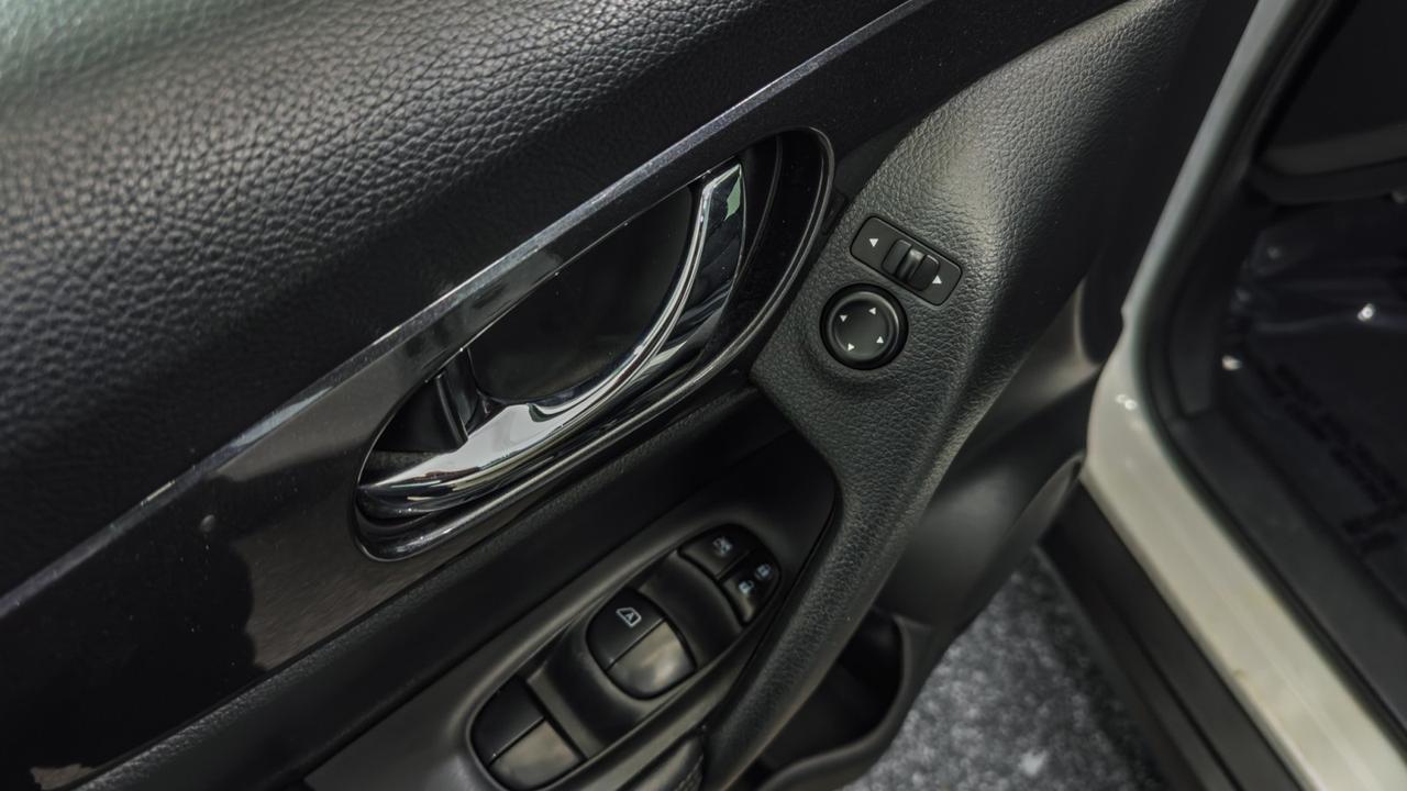 2017 Nissan Rogue SV AWD Tallmadge OH