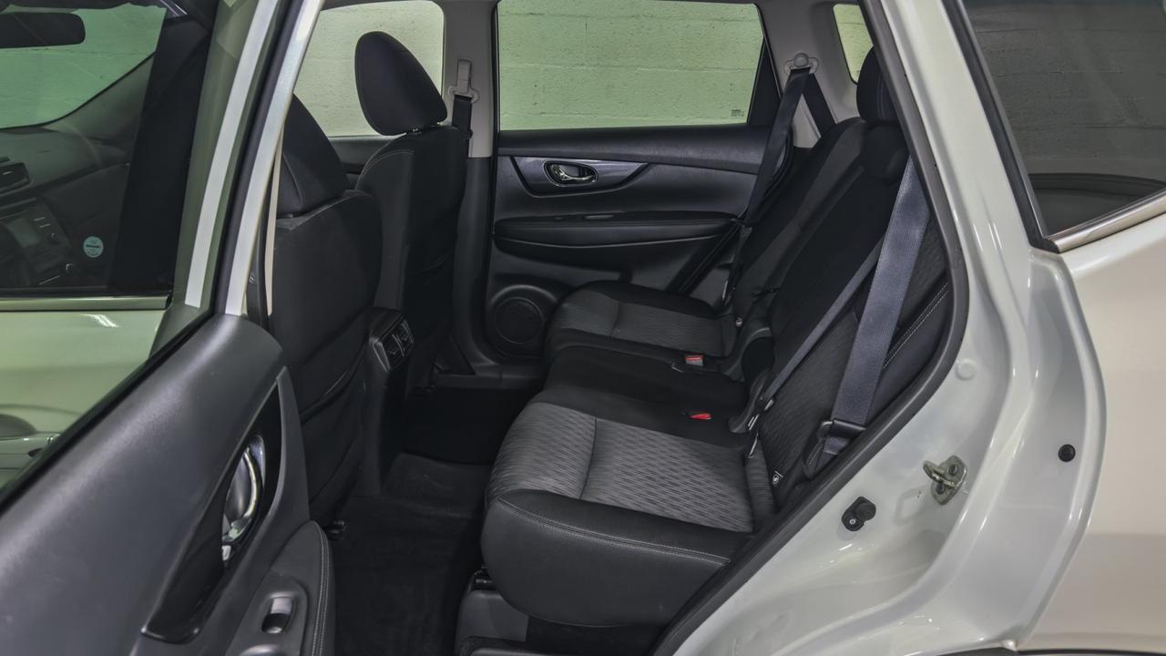 2017 Nissan Rogue SV AWD Tallmadge OH