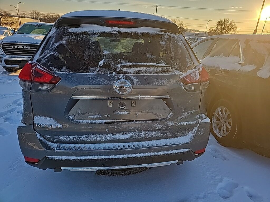 2017 Nissan Rogue SV Akron