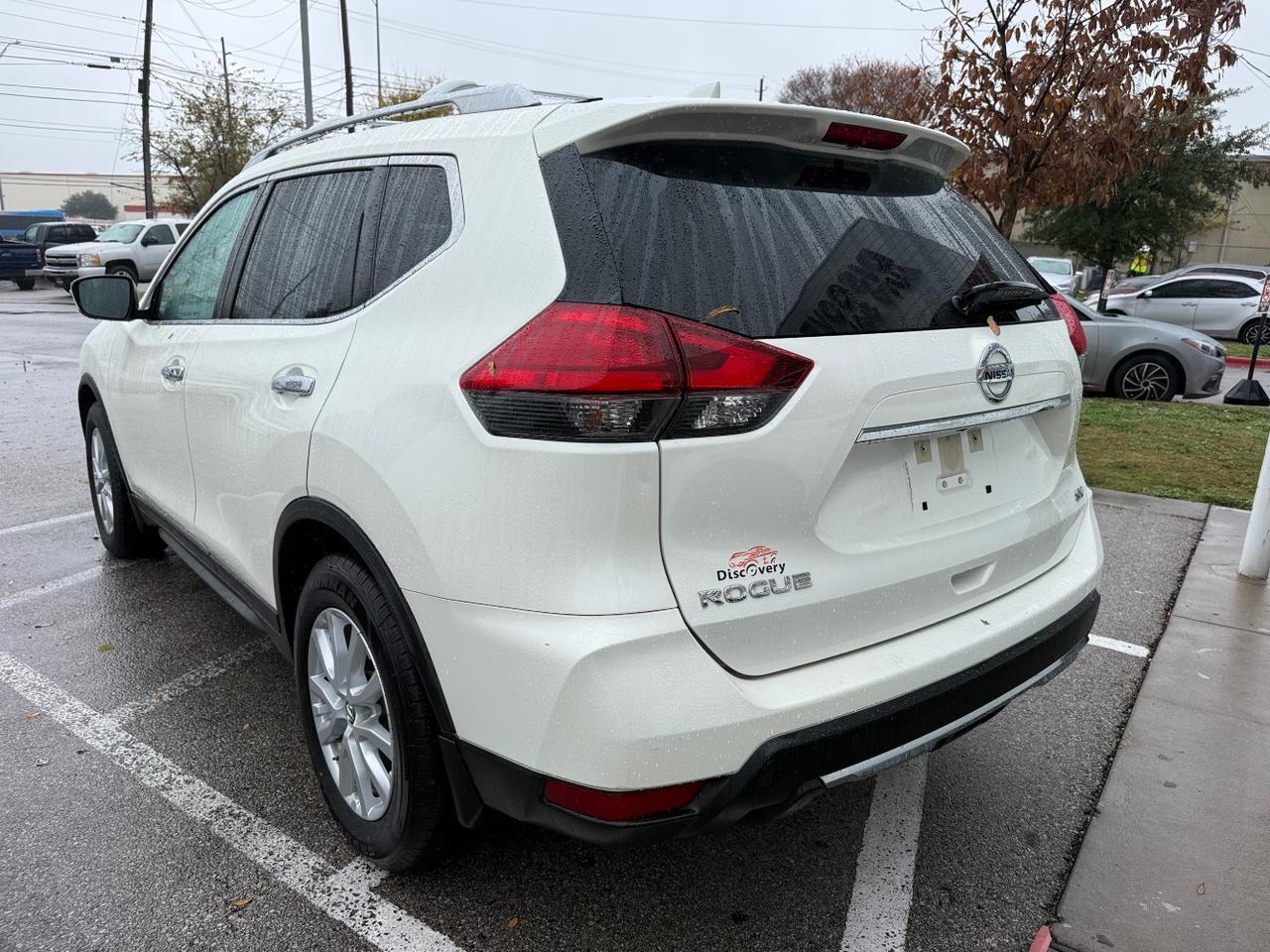 2017 Nissan Rogue SV