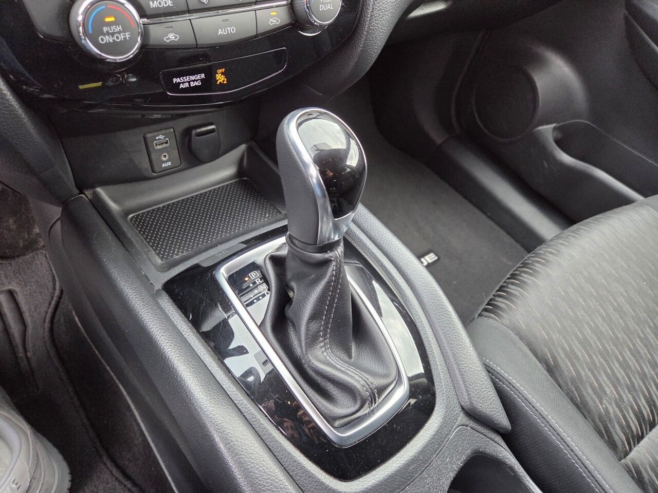 2017 Nissan Rogue SV Charlton MA