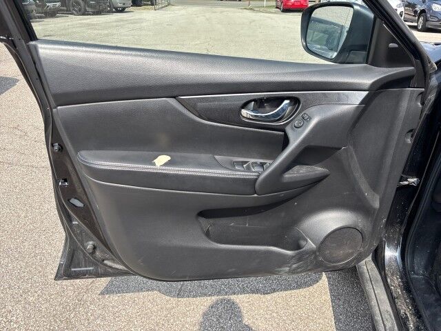 2017 Nissan Rogue SV Cleveland OH