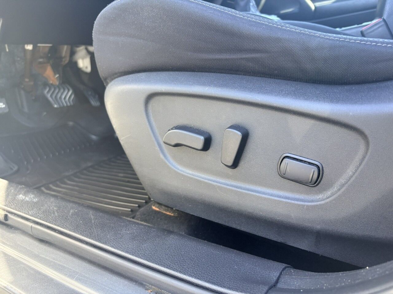 2017 Nissan Rogue SV Fitchburg MA