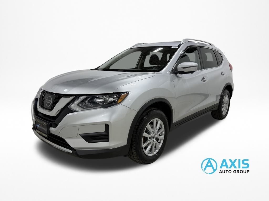 2017 Nissan Rogue SV photo 3