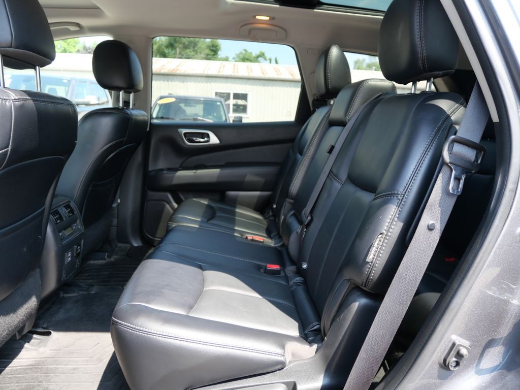 2017 Nissan Rogue SV Mt Pleasant MI