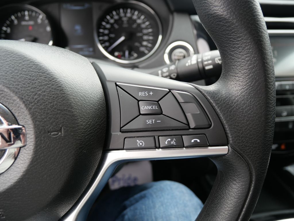 2017 Nissan Rogue SV Mt Pleasant MI