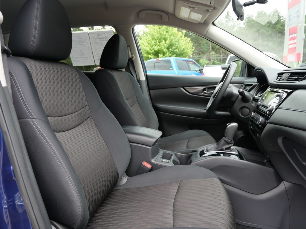 2017 Nissan Rogue SV Mt Pleasant MI