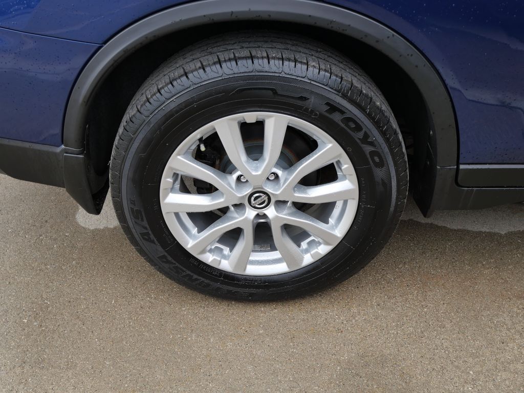 2017 Nissan Rogue SV Mt Pleasant MI