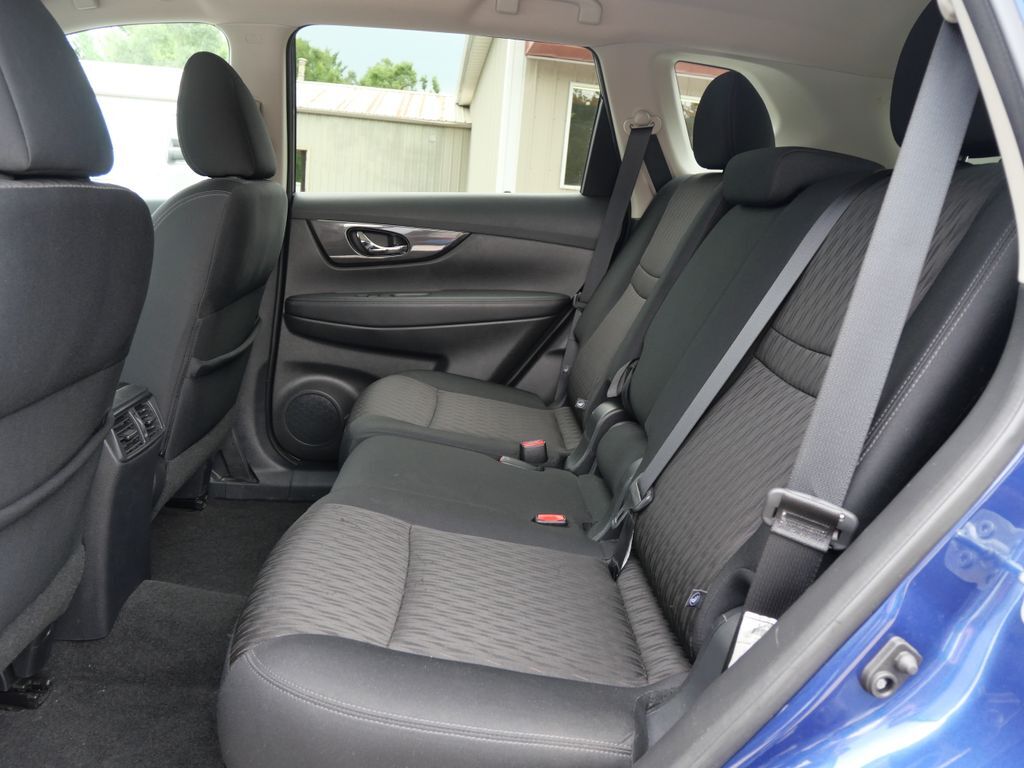 2017 Nissan Rogue SV Mt Pleasant MI