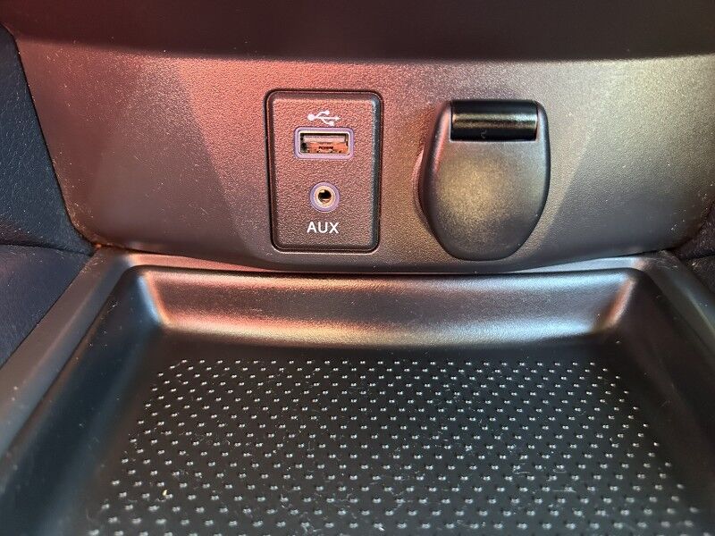 2017 Nissan Rogue SV Webster MA