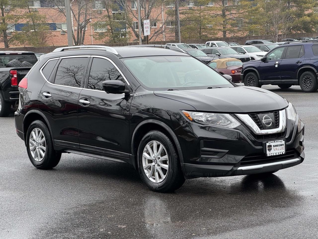 2017 Nissan Rogue SV