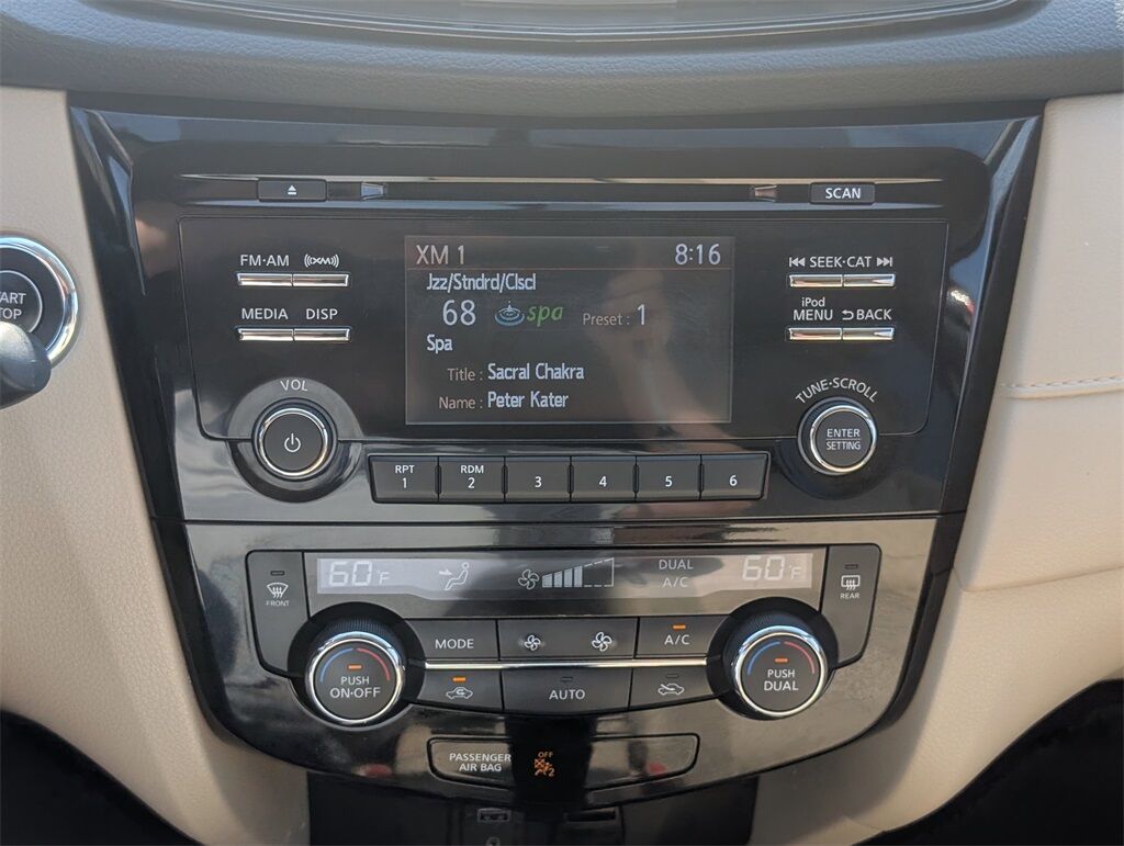 2017 Nissan Rogue SV
