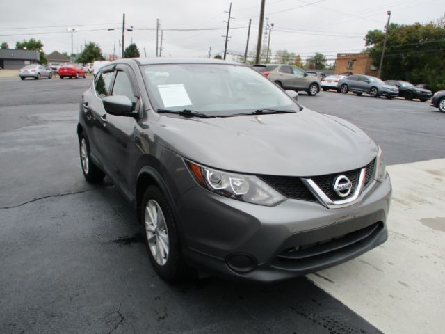 2017 Nissan Rogue Sport S