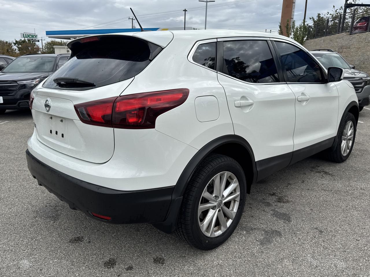 2017 Nissan Rogue Sport S