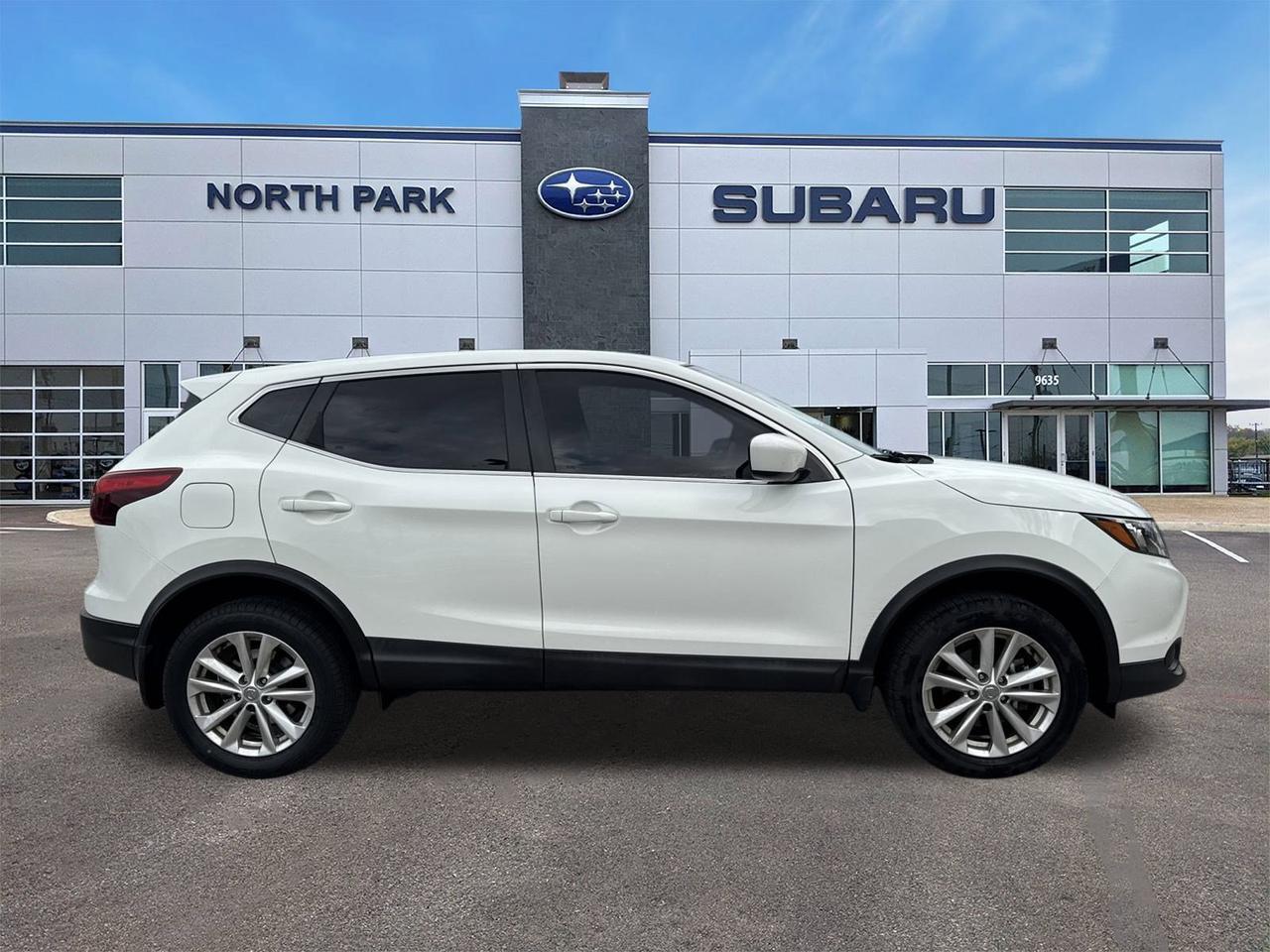 2017 Nissan Rogue Sport S