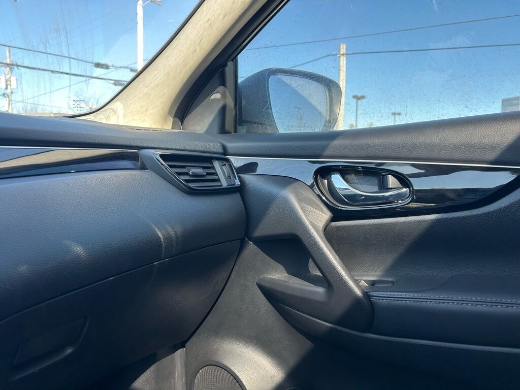 2017 Nissan Rogue Sport SL Crestwood KY