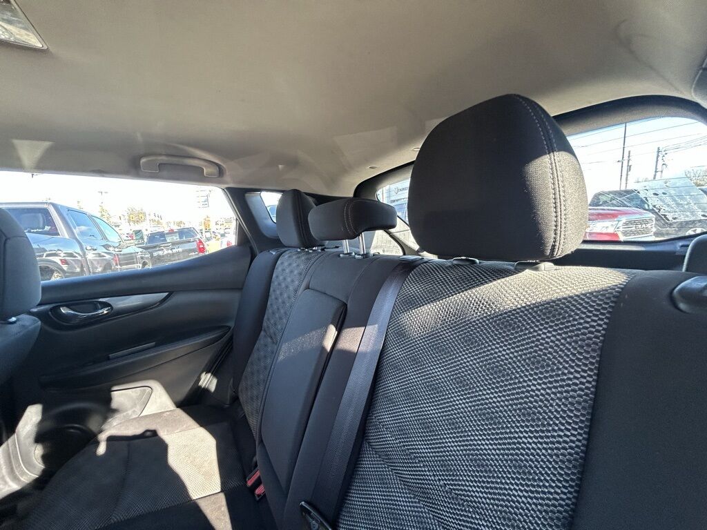 2017 Nissan Rogue Sport SV Crestwood KY