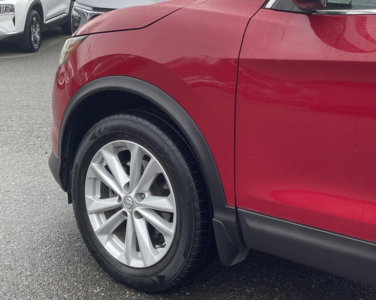 2017 Nissan Rogue Sport SV Sport Utility 4D