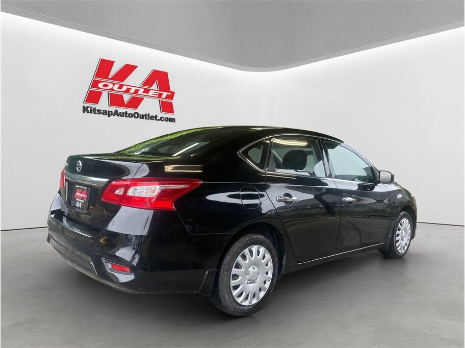 2017 Nissan Sentra S Sedan 4D