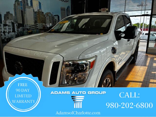 2017 Nissan TITAN PRO-4X  Short Bed
