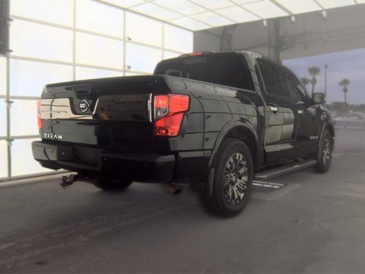 2017 Nissan TITAN Platinum Reserve