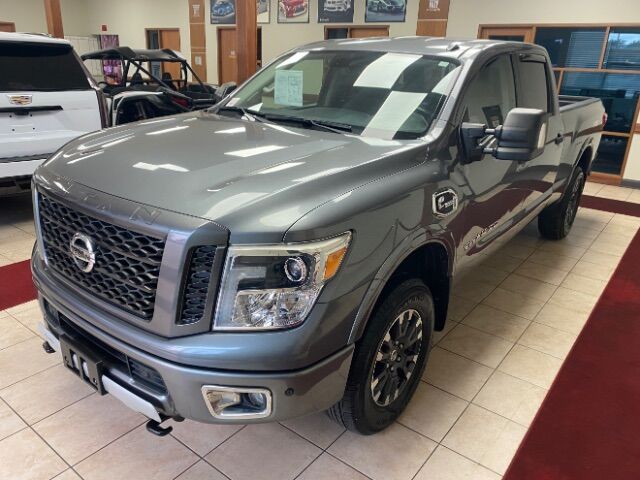 2017 Nissan TITAN XD PRO-4X Diesel