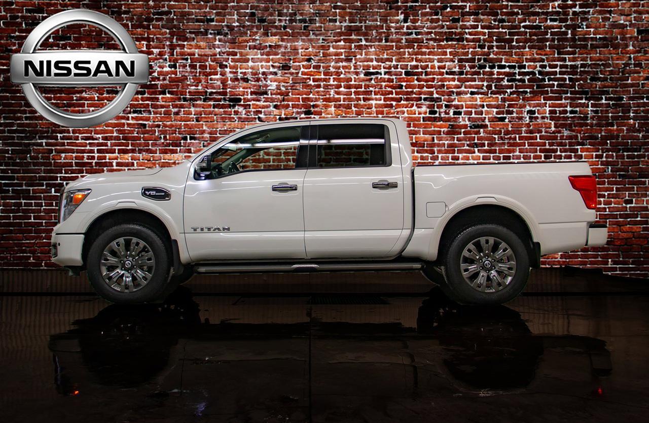 2017 Nissan Titan 4x4 Crew Cab Platinum Reserve Leather Nav BCam
