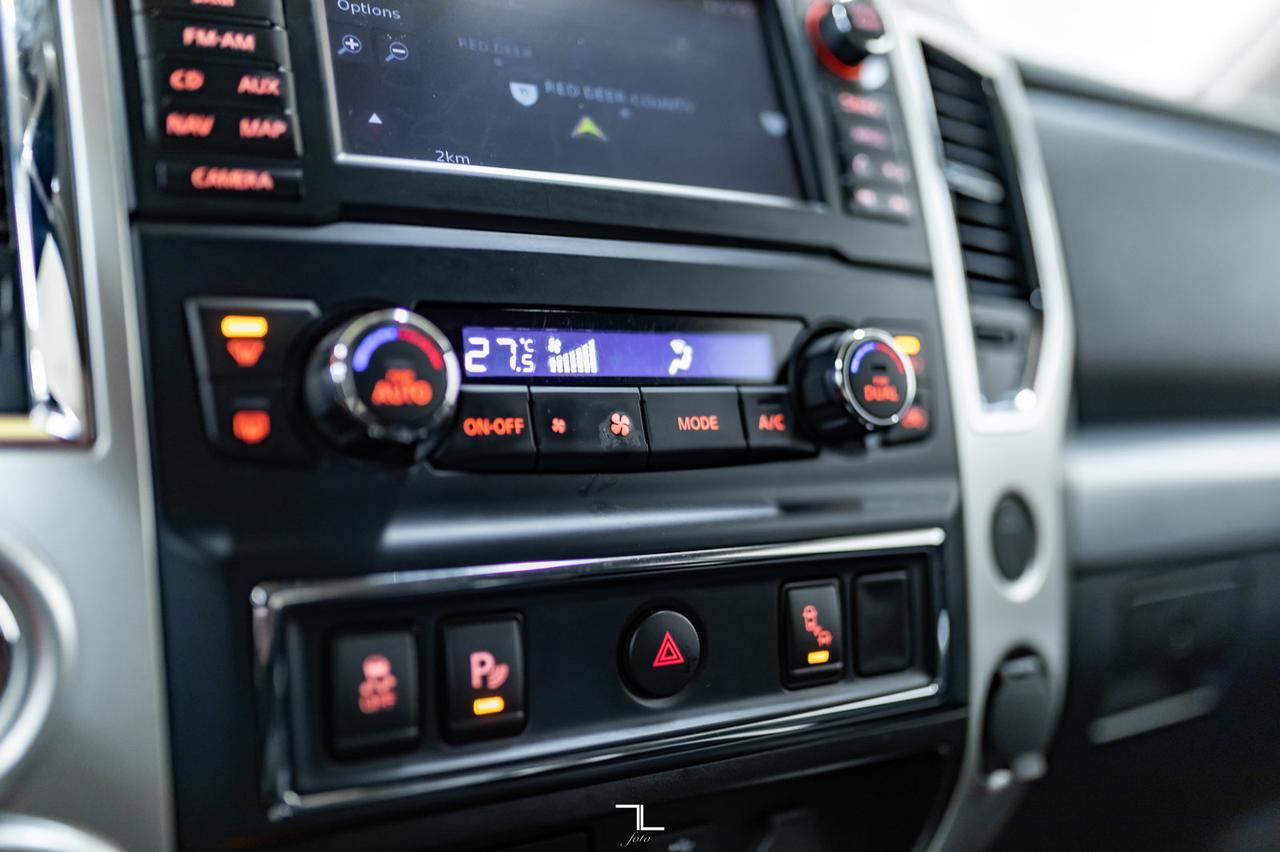 2017 Nissan Titan 4x4 Crew Cab Pro-4X Leather Nav BCam Red Deer AB