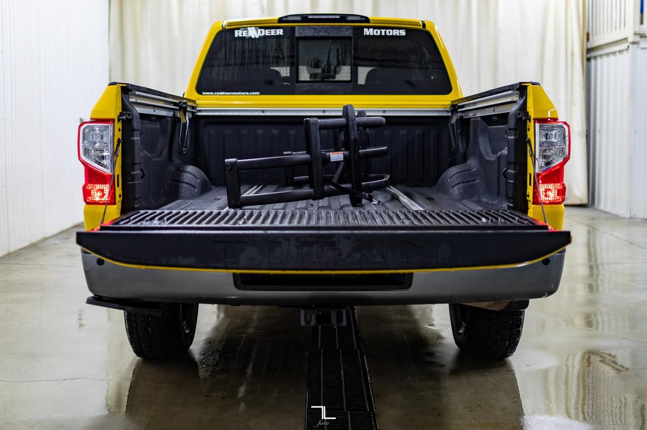 2017 Nissan Titan 4x4 Crew Cab Pro-4X Leather Nav BCam Red Deer AB