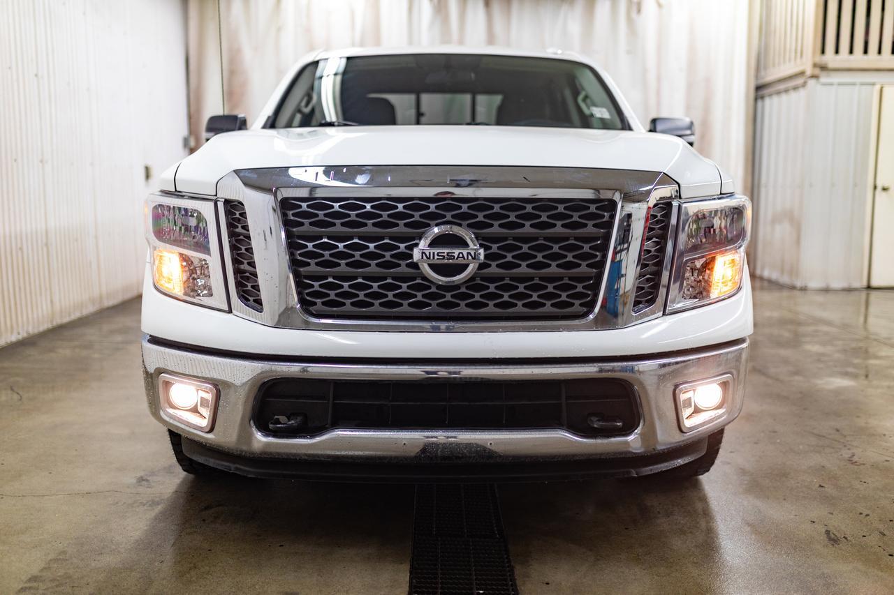 2017 Nissan Titan 4x4 Crew Cab S Red Deer AB