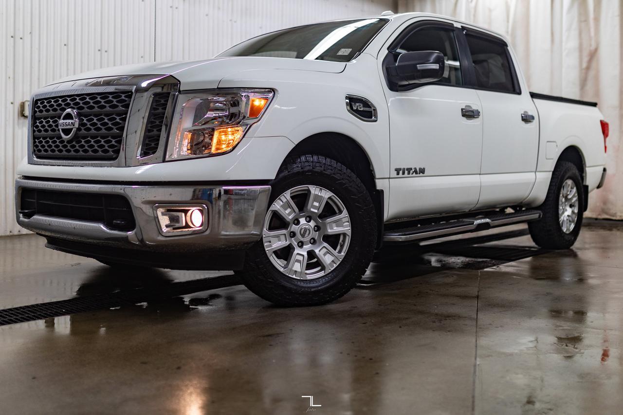 2017 Nissan Titan 4x4 Crew Cab S Red Deer AB