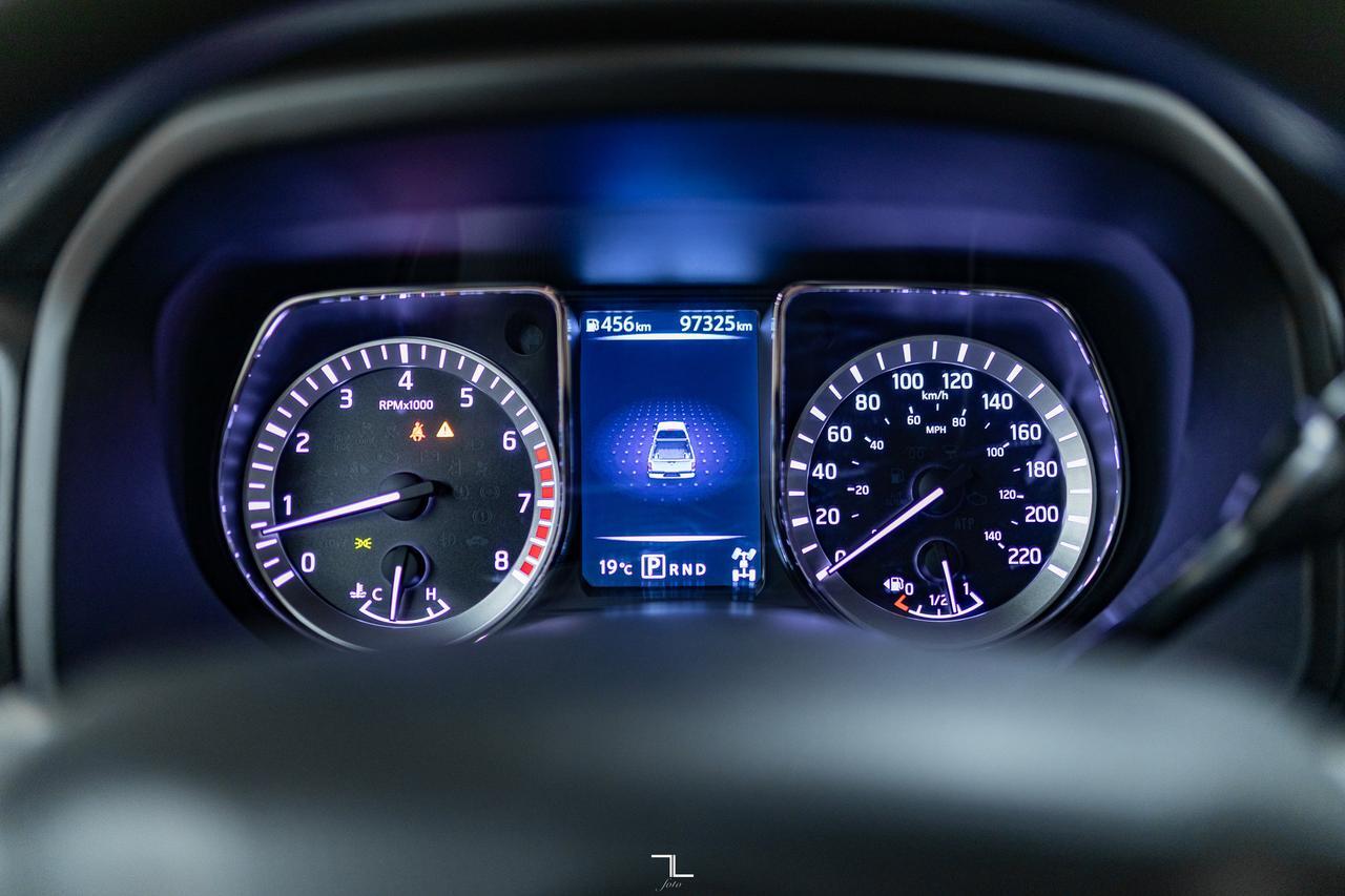 2017 Nissan Titan 4x4 Crew Cab S Red Deer AB