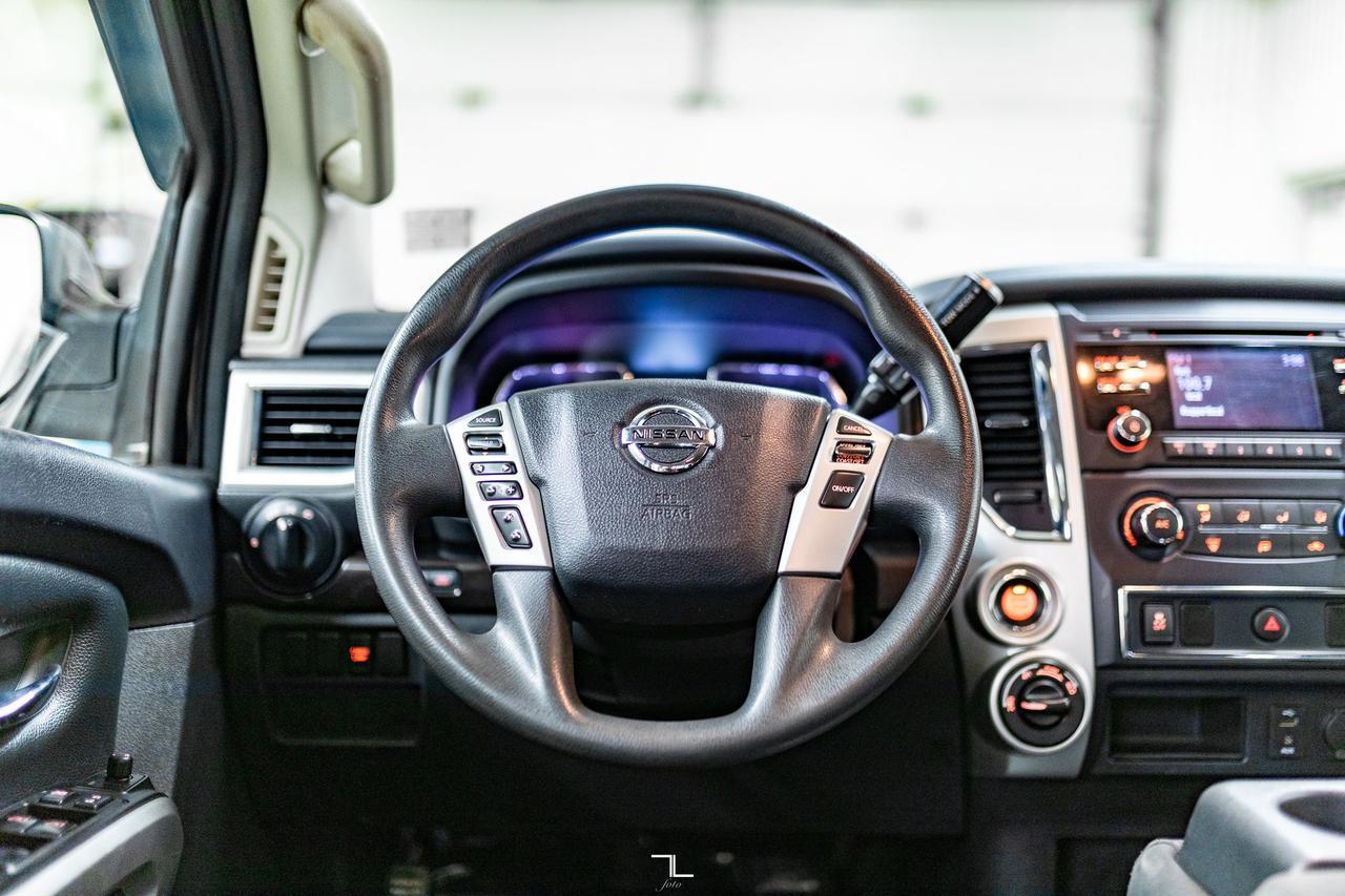 2017 Nissan Titan 4x4 Crew Cab S Red Deer AB