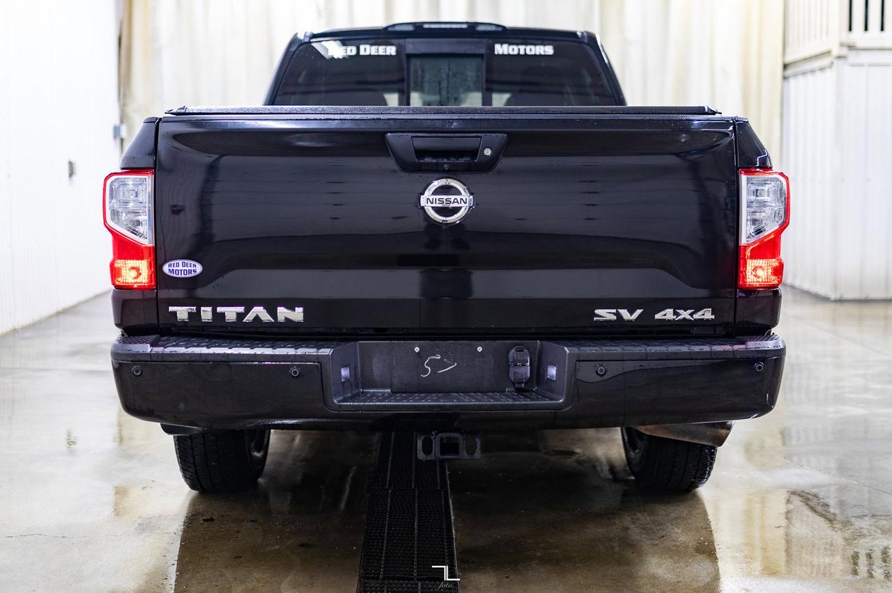 2017 Nissan Titan 4x4 Crew Cab SV Nav BCam Red Deer AB