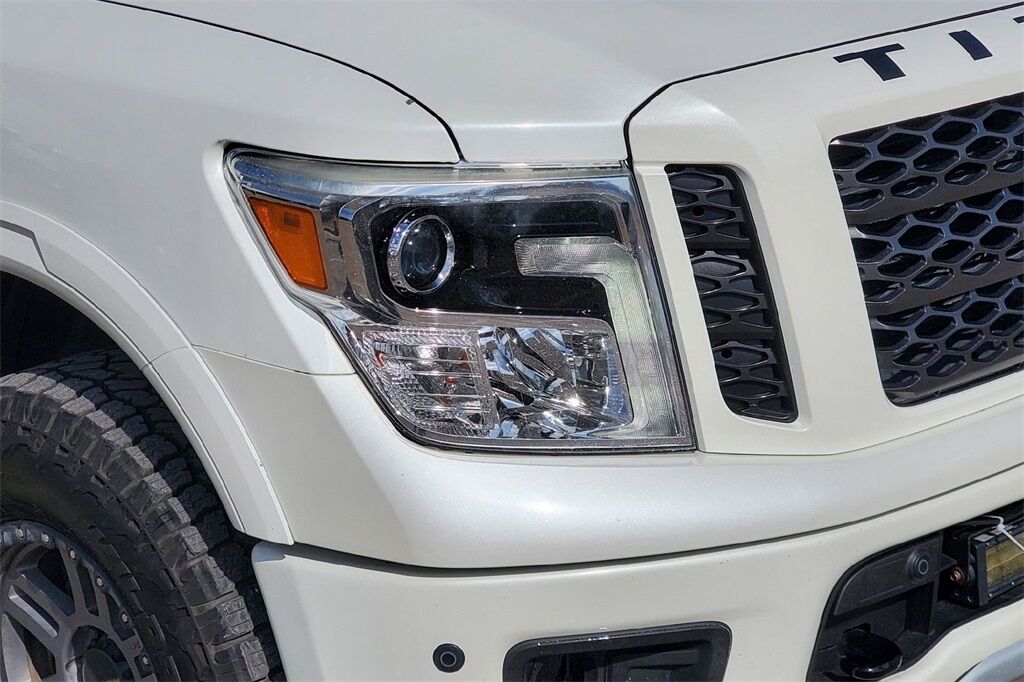 2017 Nissan Titan PRO-4X