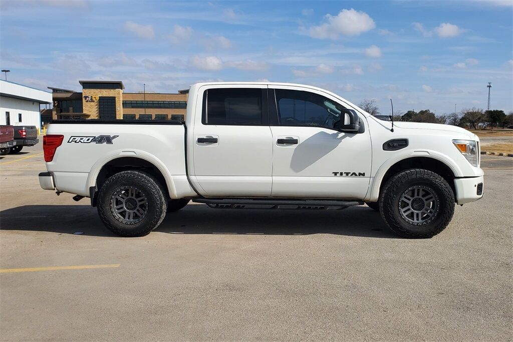 2017 Nissan Titan PRO-4X Hondo TX