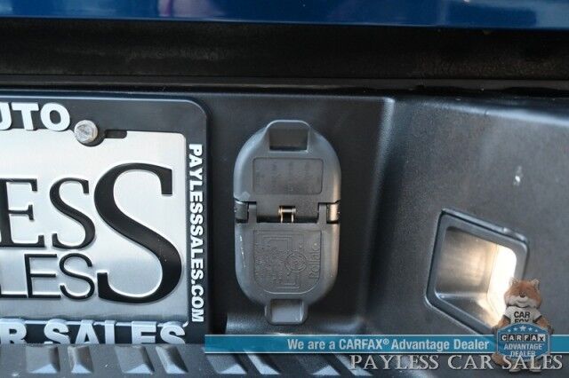 2017 Nissan Titan PRO-4X / 4X4 / 5.6L V8 / Crew Cab / Power & Heated Leather Seats / Rockford Fosgate Speakers / NAV / Blind Spot / Bluetooth / Back Up Camera / Keyless Entry & Start / Tonneau Cover / Bed Liner / Tow Pkg Anchorage AK