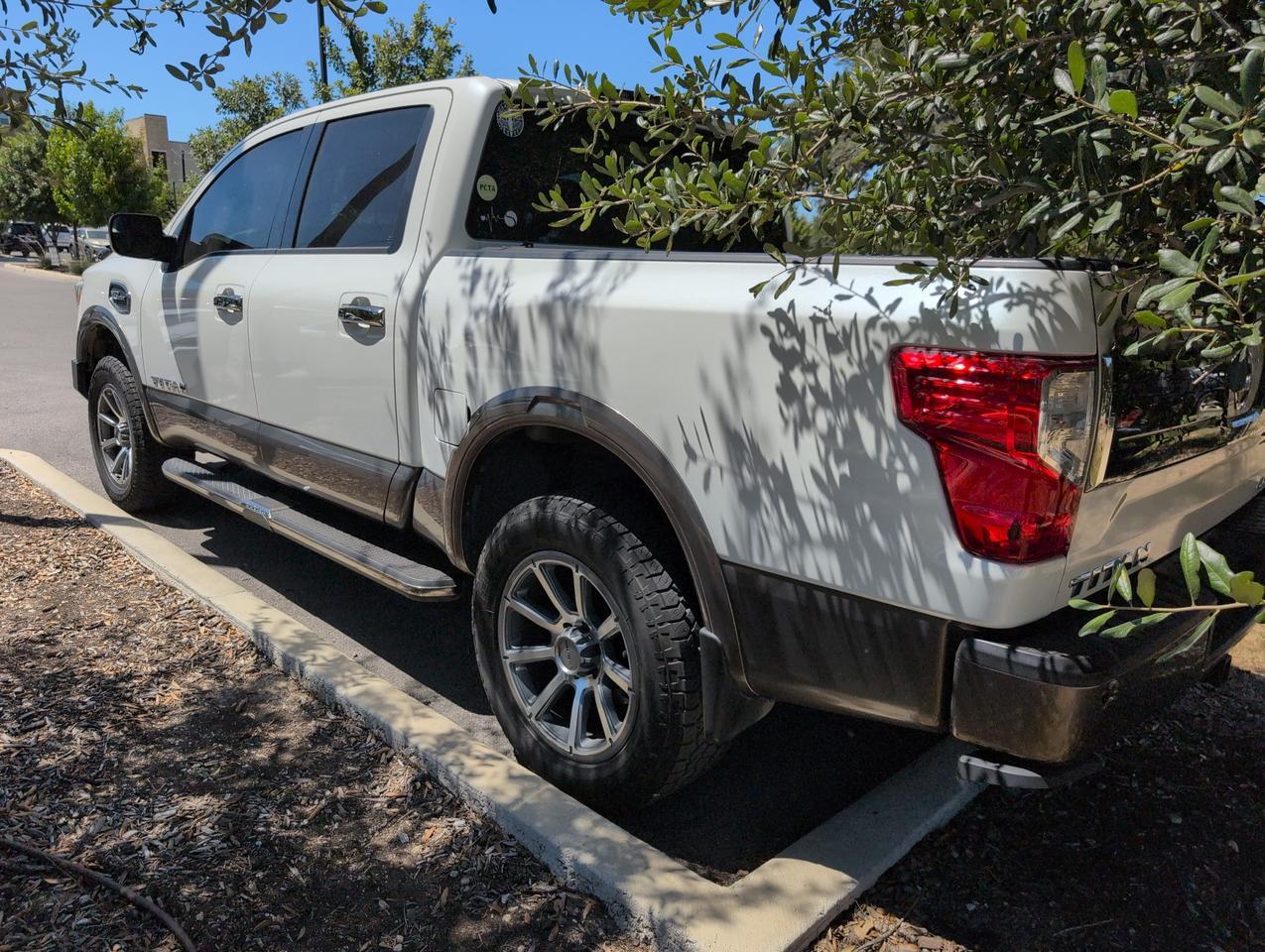 2017 Nissan Titan Platinum Reserve