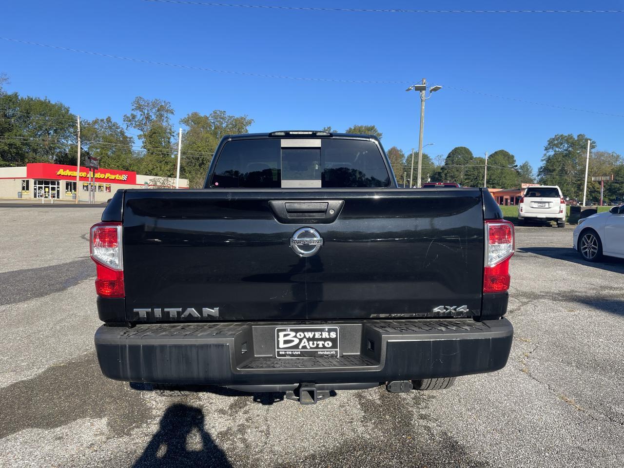 2017 Nissan Titan S King Cab 4WD Meridian MS