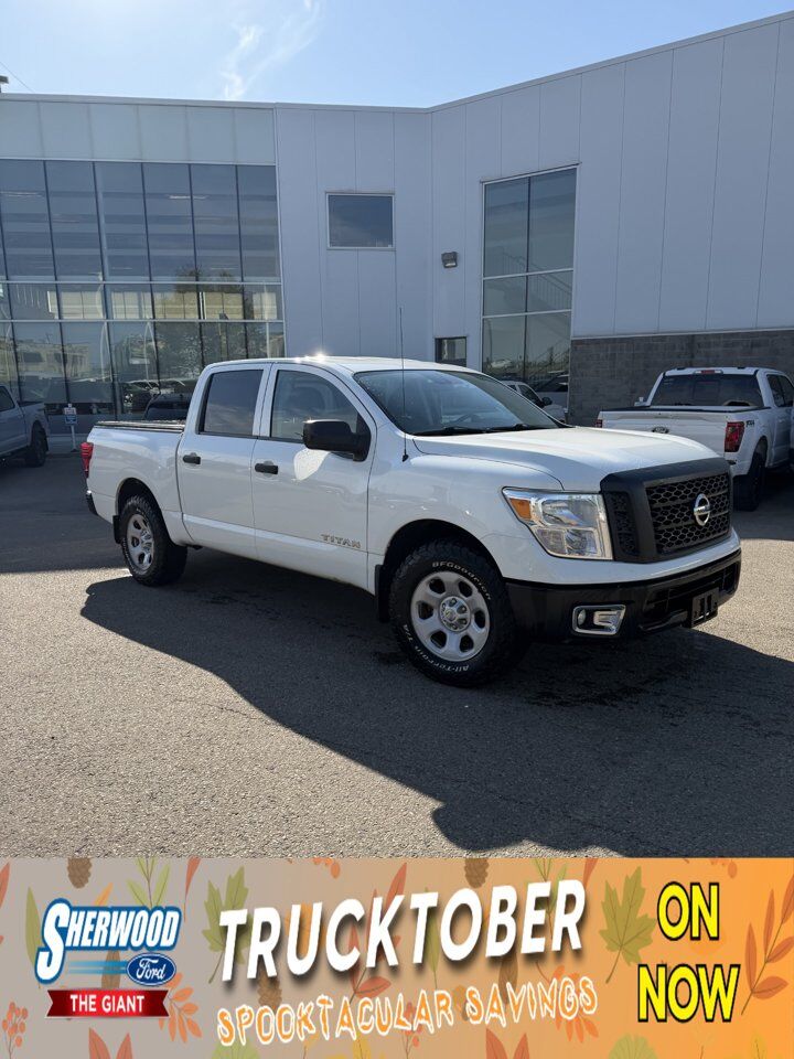 2017 Nissan Titan
