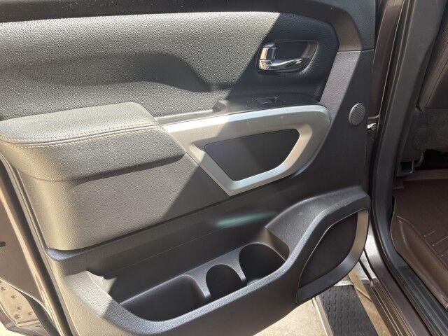 2017 Nissan Titan SL North Versailles PA