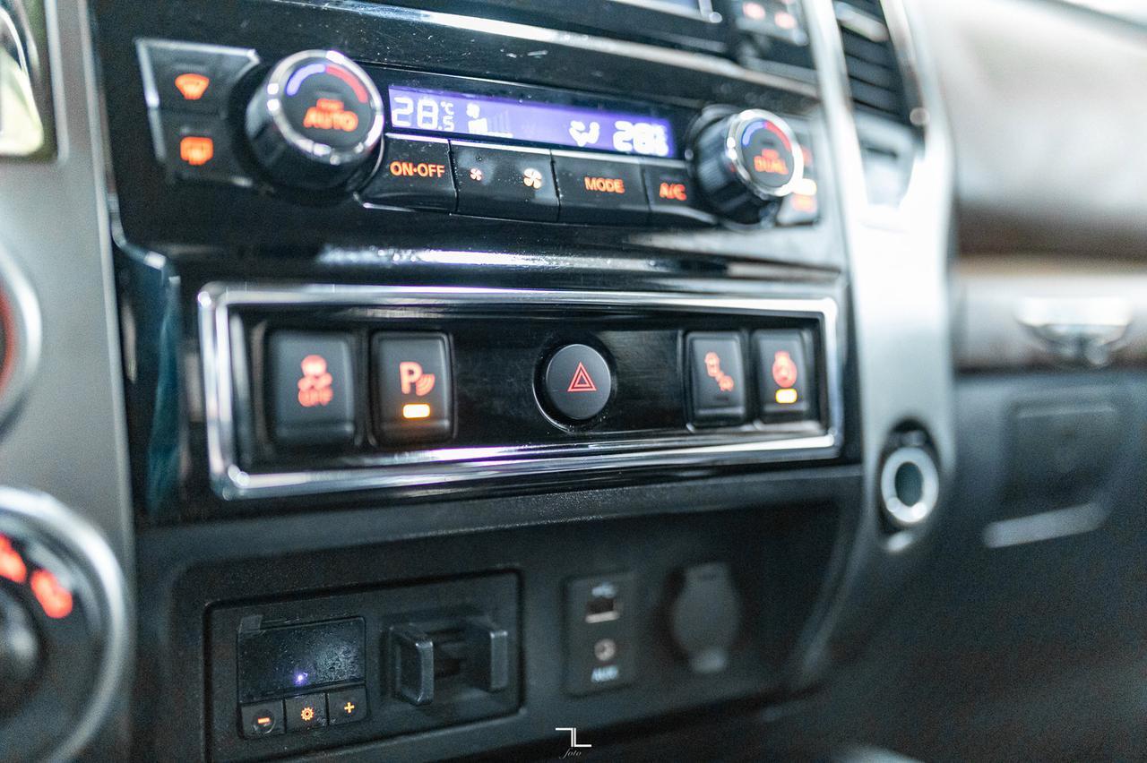 2017 Nissan Titan XD 4x4 Crew Cab Platinum Reserve Diesel Leather Roof Nav Red Deer AB