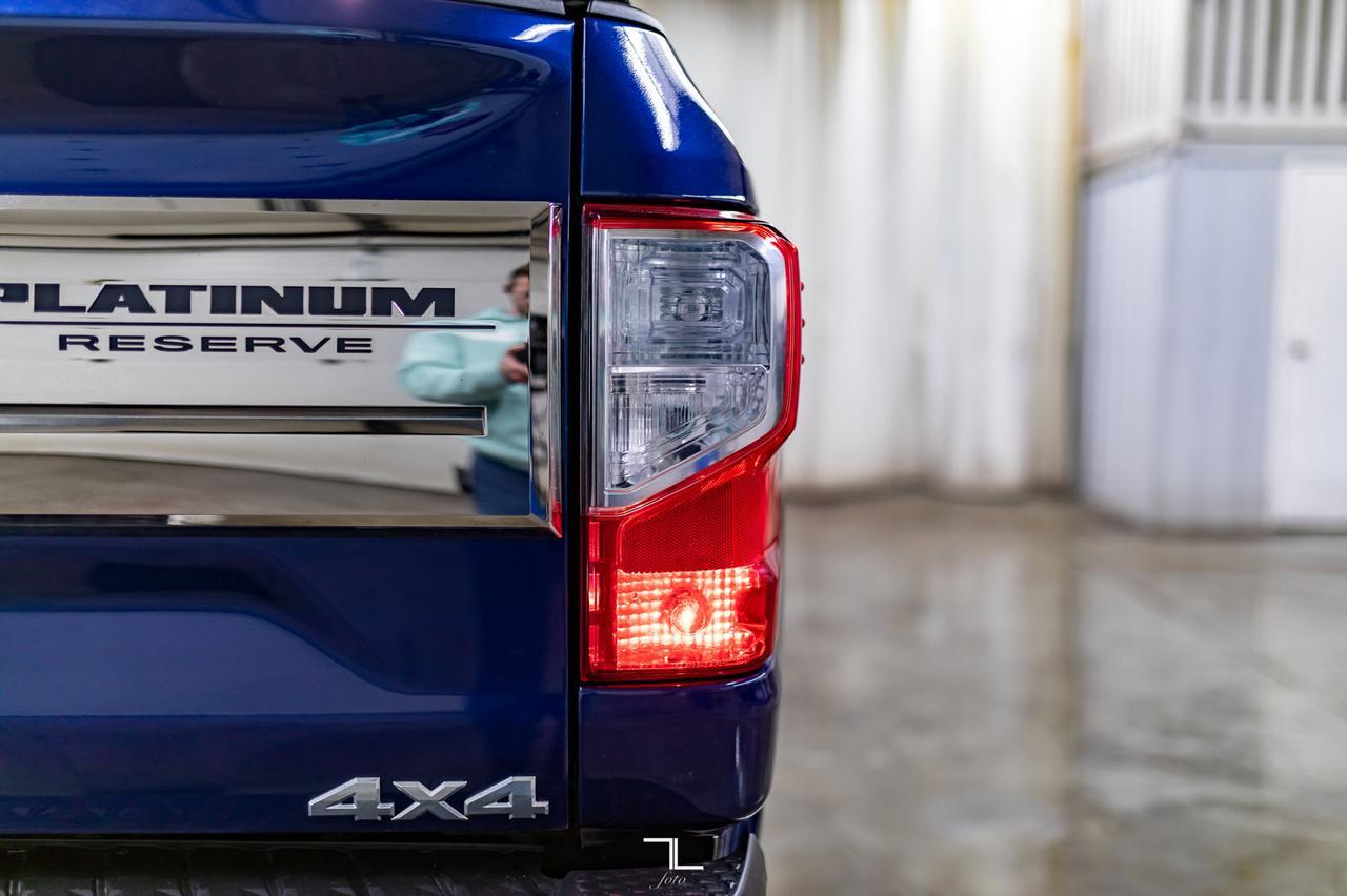 2017 Nissan Titan XD 4x4 Crew Cab Platinum Reserve Leather Roof Nav Red Deer AB