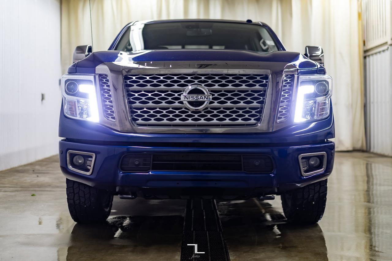 2017 Nissan Titan XD 4x4 Crew Cab Platinum Reserve Leather Roof Nav Red Deer AB