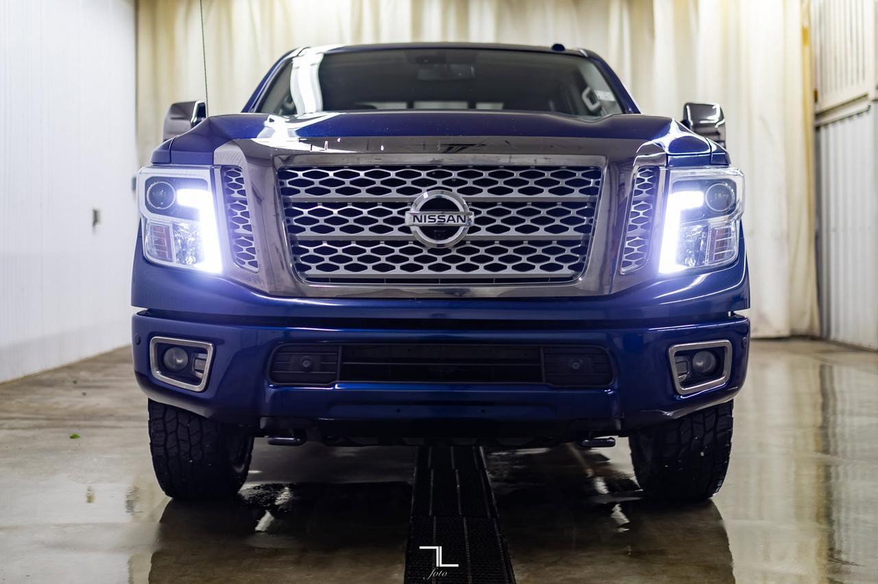 2017 Nissan Titan XD 4x4 Crew Cab Platinum Reserve Leather Roof Nav Red Deer AB