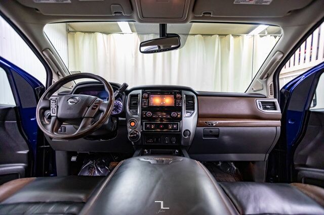 2017 Nissan Titan XD 4x4 Crew Cab Platinum Reserve Leather Roof Nav Red Deer AB