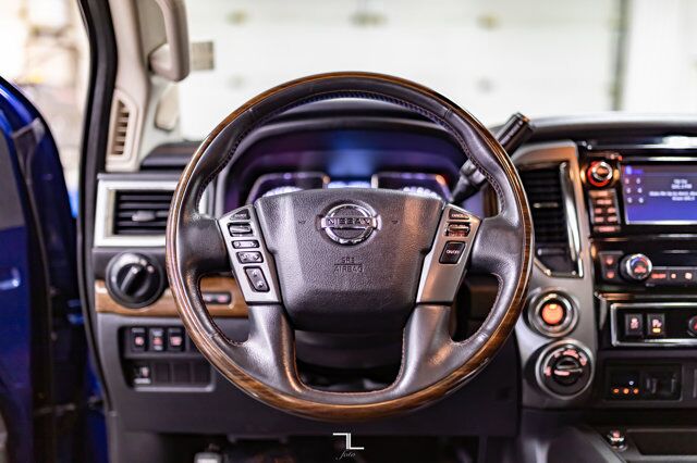 2017 Nissan Titan XD 4x4 Crew Cab Platinum Reserve Leather Roof Nav Red Deer AB