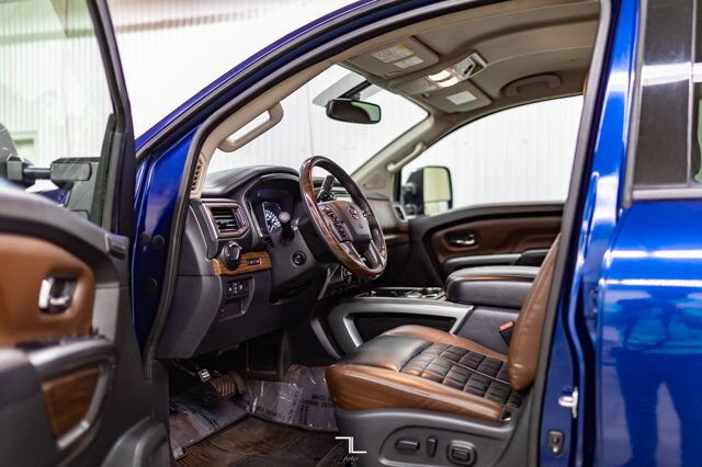 2017 Nissan Titan XD 4x4 Crew Cab Platinum Reserve Leather Roof Nav Red Deer AB